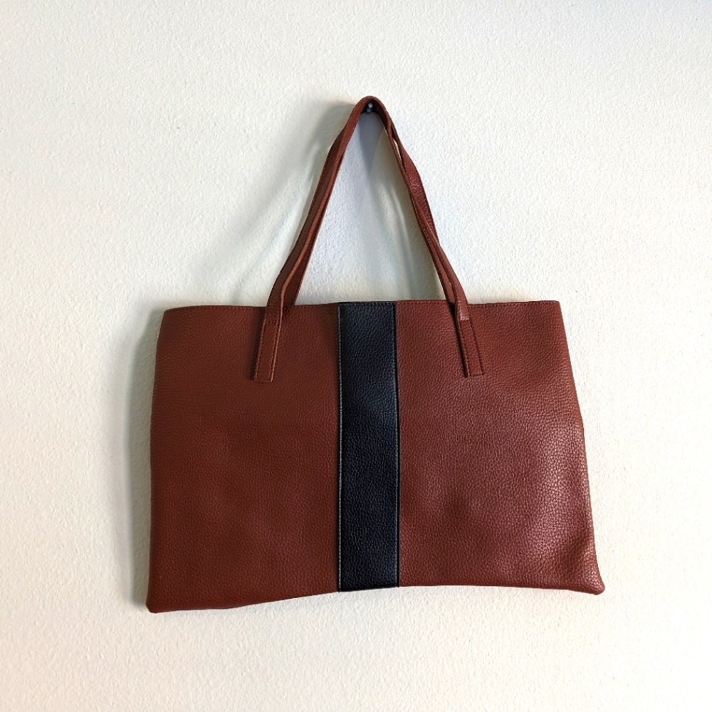 Vince Camuto tote bag